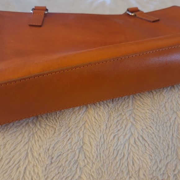 Club Monaco Handbag for Spring! - Picture 8 of 8